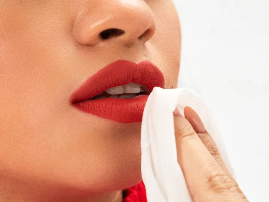 How to Remove Lipstick Properly Without Damaging Lips